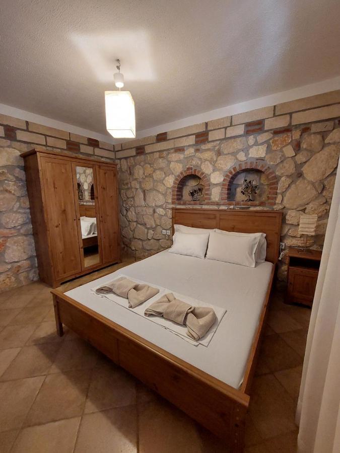 דירות פסאקודיה Elpida Stone House מראה חיצוני תמונה